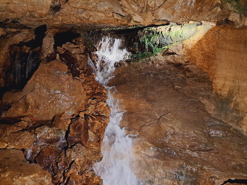 Nature's Masterpiece: St. Beatus Waterfall - St. Beatus Waterfall