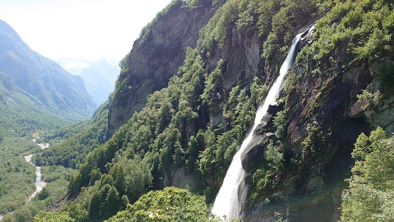 Waterfalls & Wilderness: Cascata di Foroglio - Cascata di Foroglio