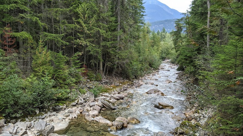 Waterfalls & Wilderness: Sutherland Falls - Sutherland Falls