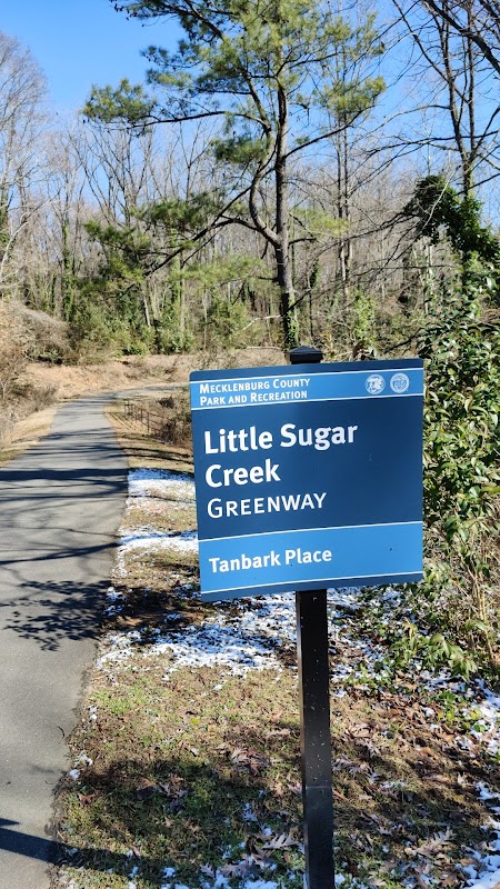 Serene Escape at Little Sugar Creek - Tanbark Place surrounding landscape