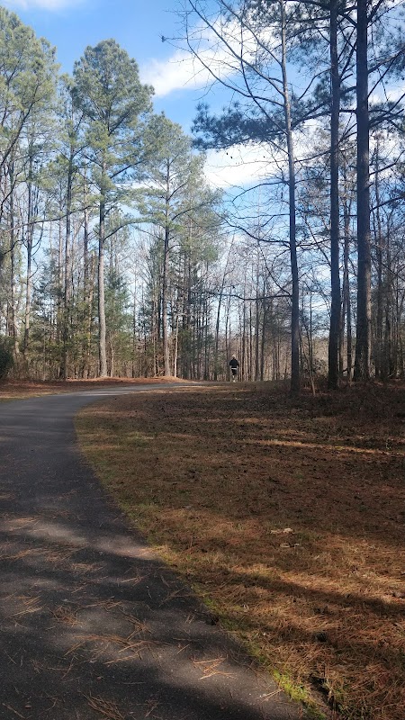 Serenity by the Neuse: Milburnie Park - Milburnie Park - Neuse River Trail Parking