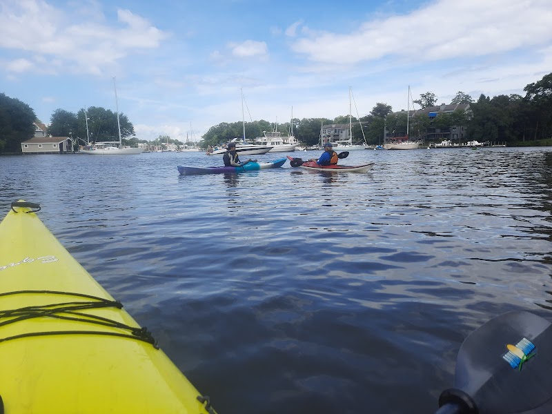 Serenity by the Water: Truxtun Park, Annapolis outdoor detail