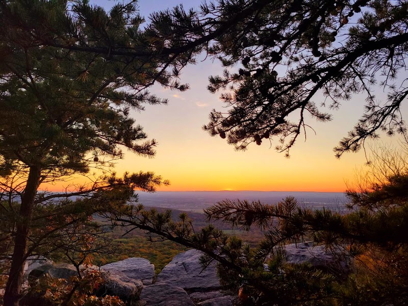 Scenic Majesty at Annapolis Rock Vista outdoor detail