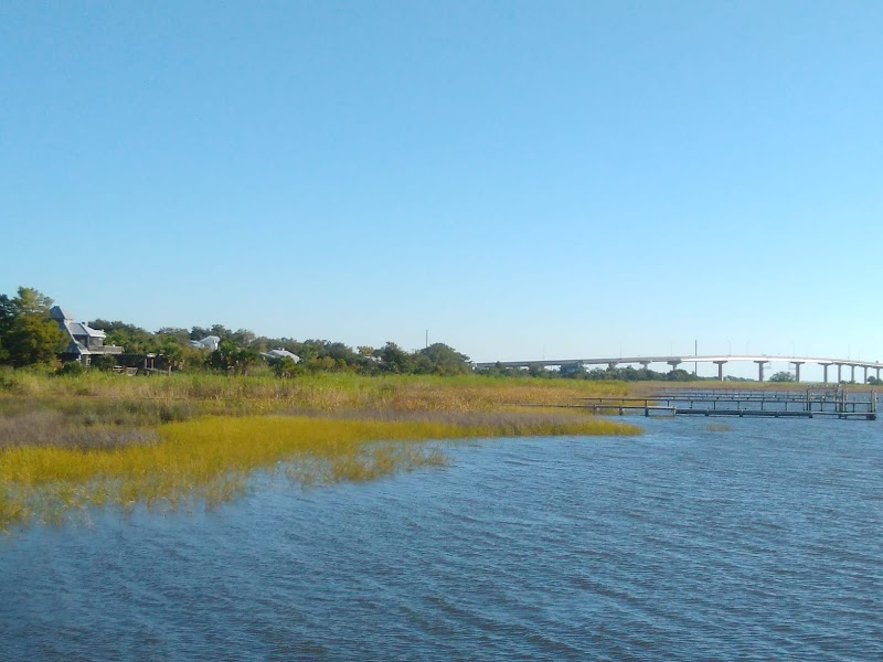 Lafayette Park: Coastal Delight of Apalachicola outdoor detail