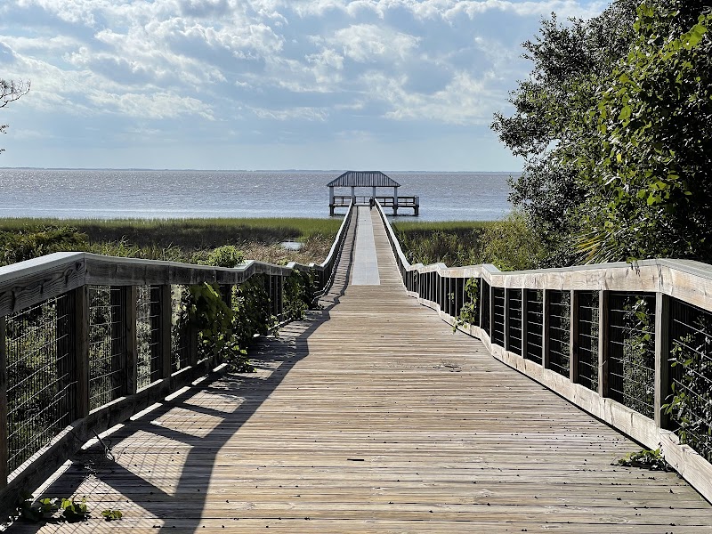 Lafayette Park: Coastal Delight of Apalachicola - Lafayette Park