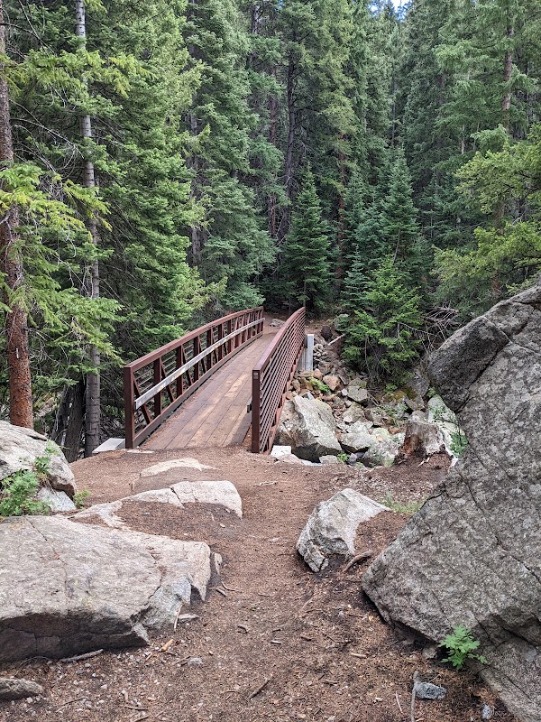 Nature's Tranquil Escape: Weller Lake Trailhead - Weller Lake Trailhead