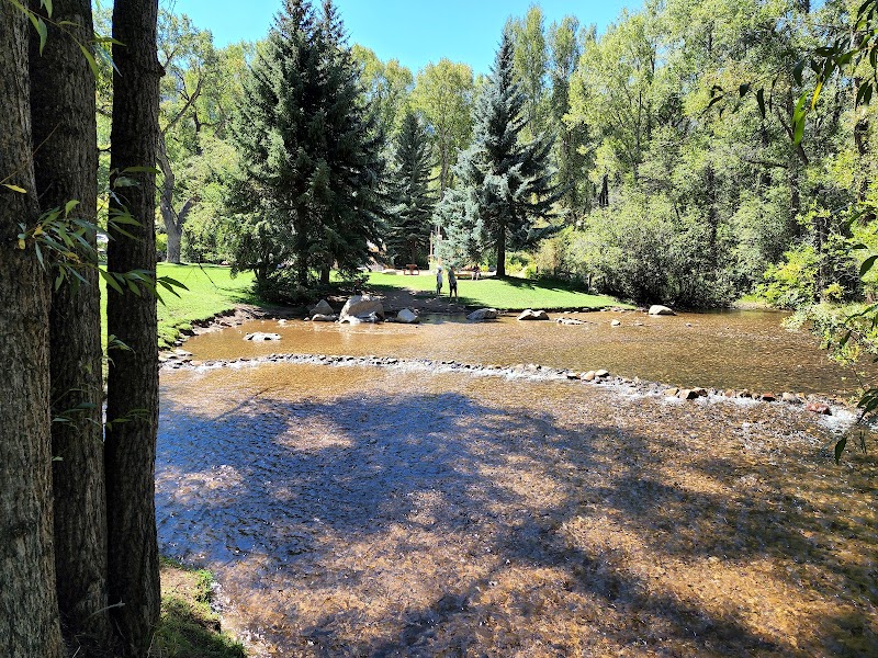 Herron Park in Aspen: A Riverside Retreat - Herron Park