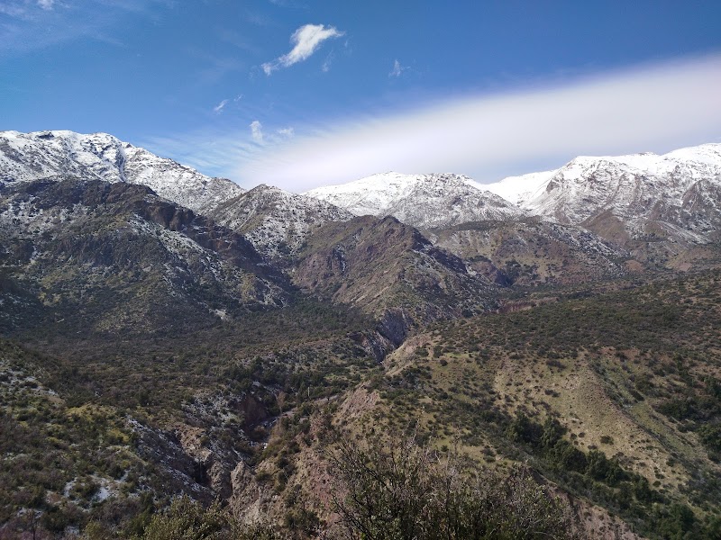Cascada Apoquindo: Waterfall Wonder of Santiago’s Mountains - Cascada Apoquindo