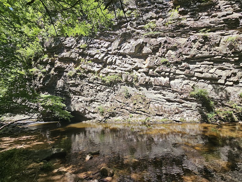 Waterfall Wonders at Laurel Falls Trailhead & Appalachian Trail, Hampton, TN surrounding landscape