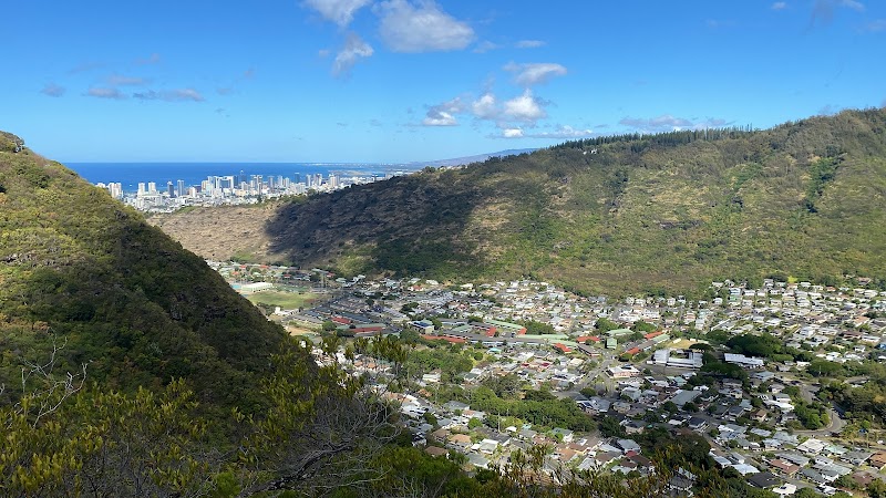 Scenic Ridge Hiking at Mauʻumae Ridge Trail (Puʻu Lanipō) in Honolulu - Mauʻumae Ridge Trail (Puʻu Lanipō)