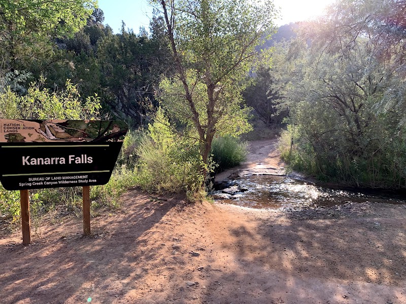 Waterfall Adventure at Kanarra Falls, Utah outdoor detail