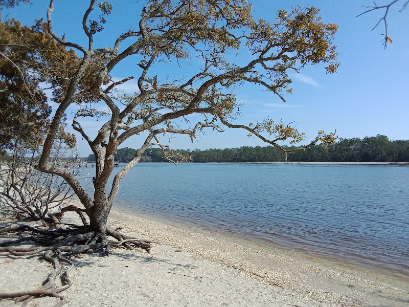 Peaceful Riverside Retreat: Vereen Memorial Gardens in Little River, SC - Vereen Memorial Gardens