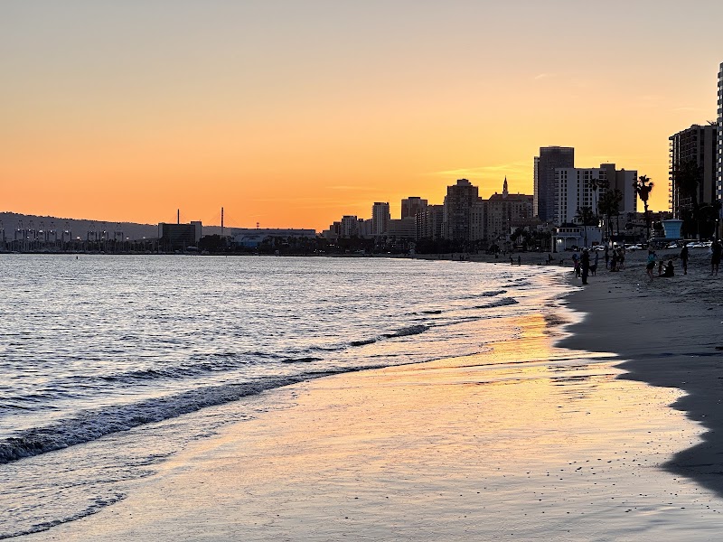 Sunset Shores at Long Beach City Beach - Long Beach City Beach