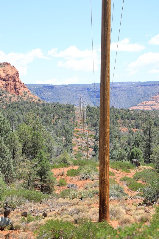 Red Rock Formations Near Sedona, Arizona surrounding landscape