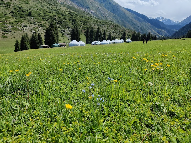 Scenic Valley Retreat: Kok Jaiyk Valley in Dzhetyoguz, Kyrgyzstan - Kok Jaiyk valley
