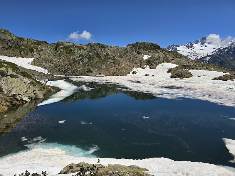 Mountain Lake & Snow Fields at Watsé Trekking near Saint-Gervais-les-Bains - Watsé Trekking