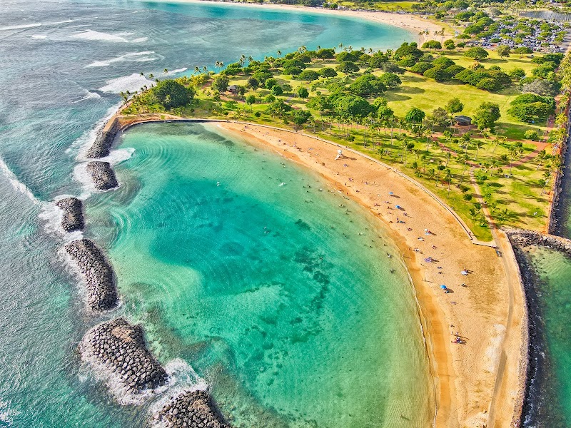 Coastal Escape at Ala Moana Beach, Honolulu - Ala Moana Beach