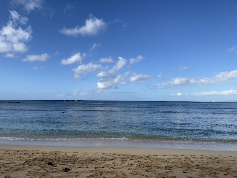 Coastal Escape at Queens Beach, Honolulu - Queens Beach
