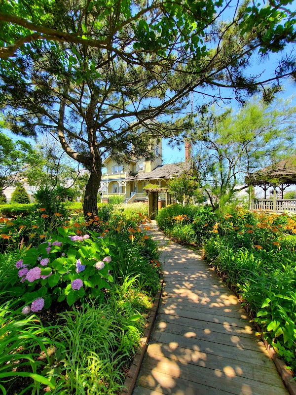 Historic Coastal Charm at Hereford Inlet Lighthouse outdoor detail