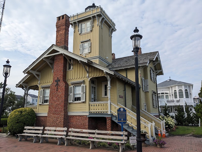 Historic Coastal Charm at Hereford Inlet Lighthouse surrounding landscape