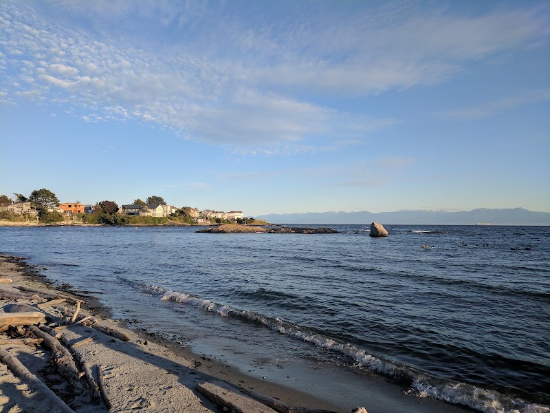 Coastal Serenity at Gonzales Bay, Victoria outdoor detail