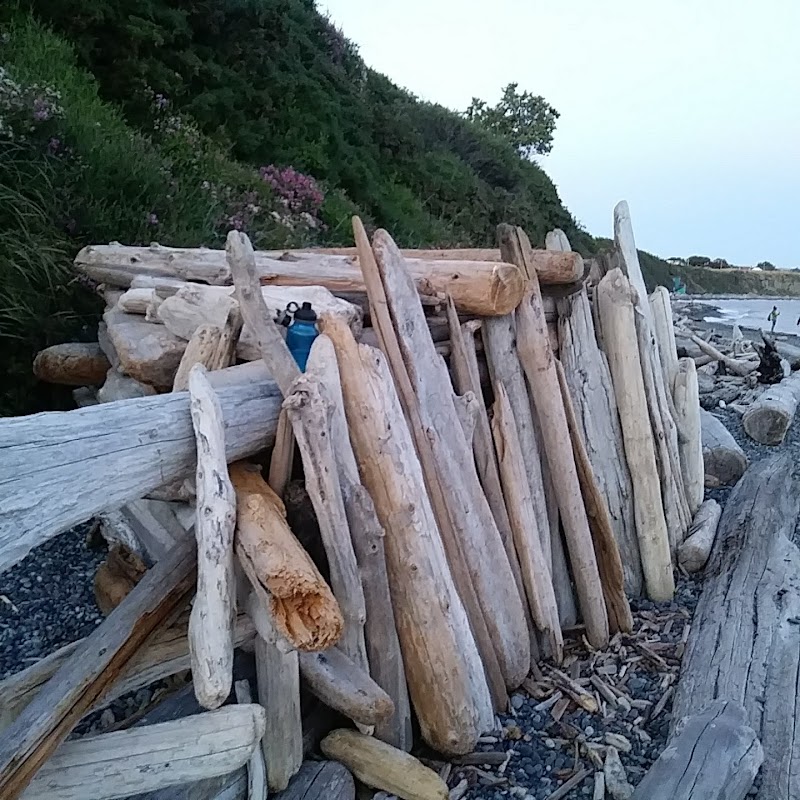 Coastal Charm at Spiral Beach, Victoria surrounding landscape