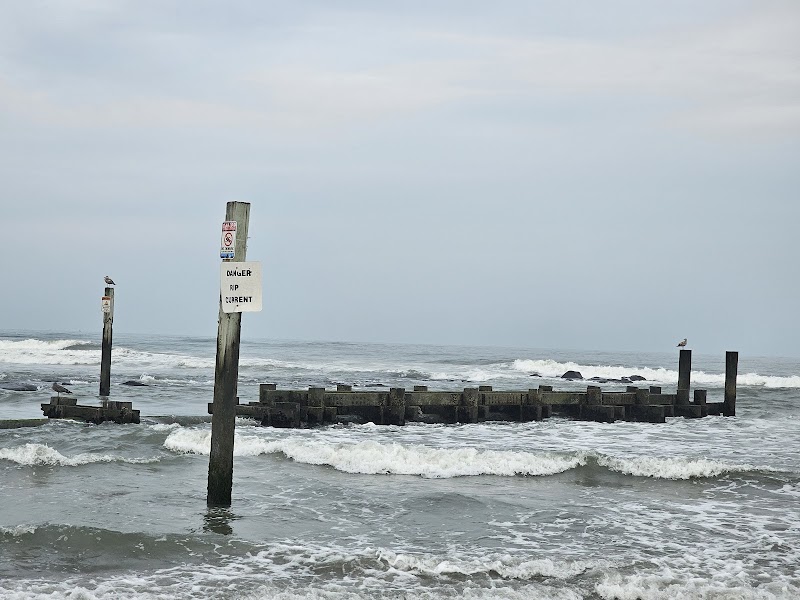 Coastal Charm at Atlantic City Beach, New Jersey surrounding landscape