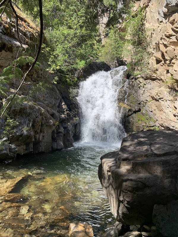 Waterfall Adventure at Falls Creek Falls, Washington - Falls Creek Falls