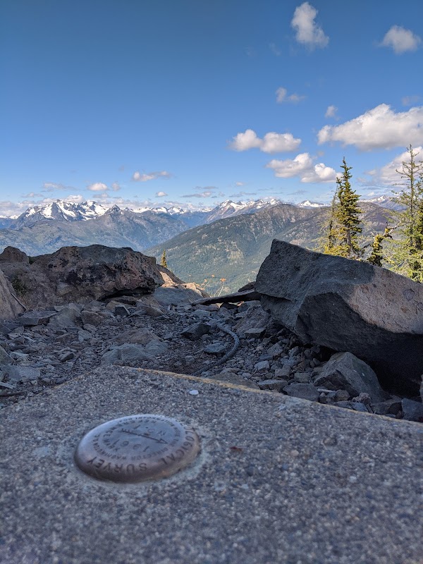 Hiking to Goat Peak Lookout near Winthrop, WA - Goat Peak Lookout Trailhead