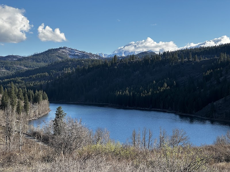 Scenic Hiking at Patterson Mountain Trailhead near Winthrop, WA - Patterson Mountain Trailhead