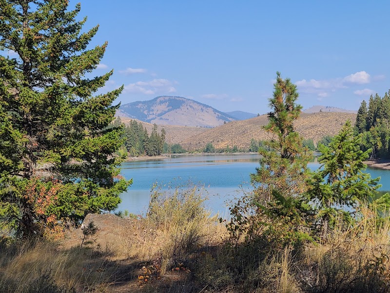Scenic Trailhead Adventure at Chickadee Trailhead near Winthrop, WA - Chickadee Trailhead