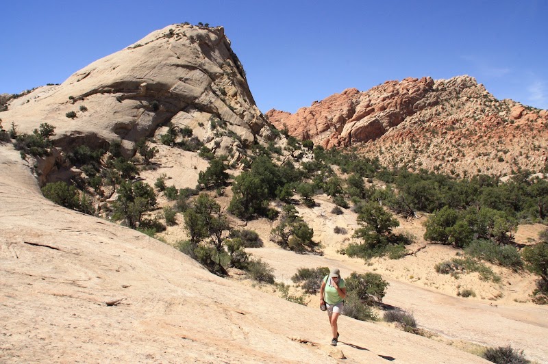 Hiking Upper Muley Twist Canyon Trail near Torrey, Utah - Upper Muley Twist Canyon Trail