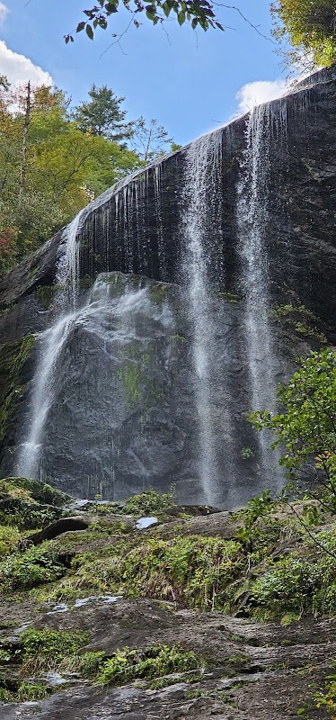 Flat Creek Falls – A Remote Waterfall Experience in North Carolina - Flat Creek Falls