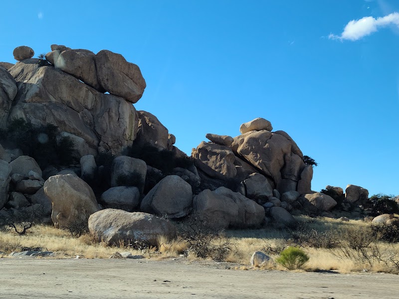 Rock Formations & Scenic Views at Texas Canyon, Arizona - Texas Canyon