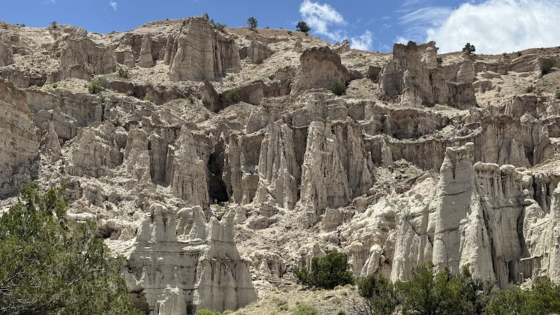 Natural Wonders of Plaza Blanca near Abiquiu, NM - Plaza Blanca