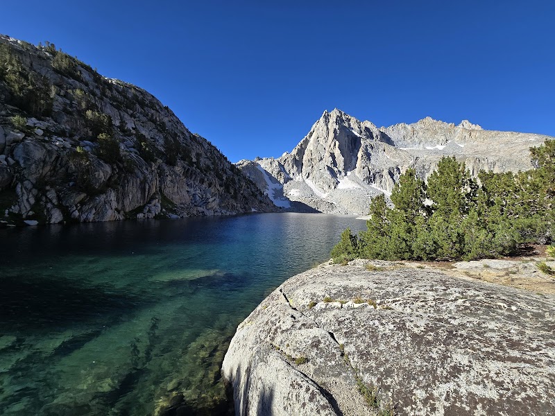 Scenic High-Altitude Lake at Hungry Packer, California - Hungry Packer Lake