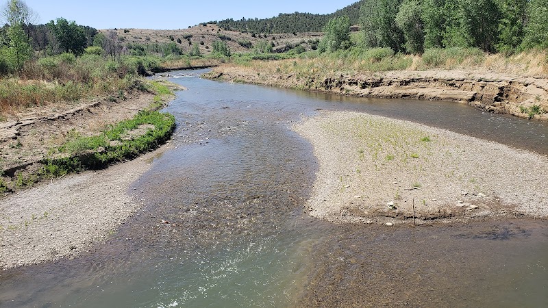 Serene Water Escape at Sweetwater Lake Colorado - Sweetwater Lake