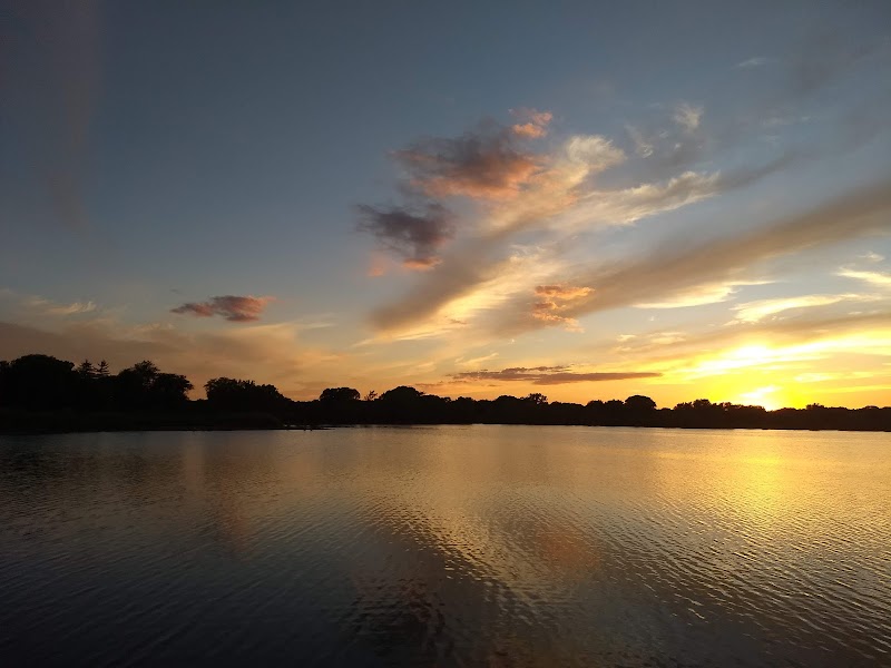 Lakeside Calm at Lake Hiawatha in Minneapolis - Lake Hiawatha