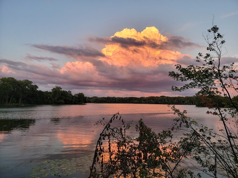Natural Lakeside Escape at Cedar Lake Point Beach, Minneapolis surrounding landscape