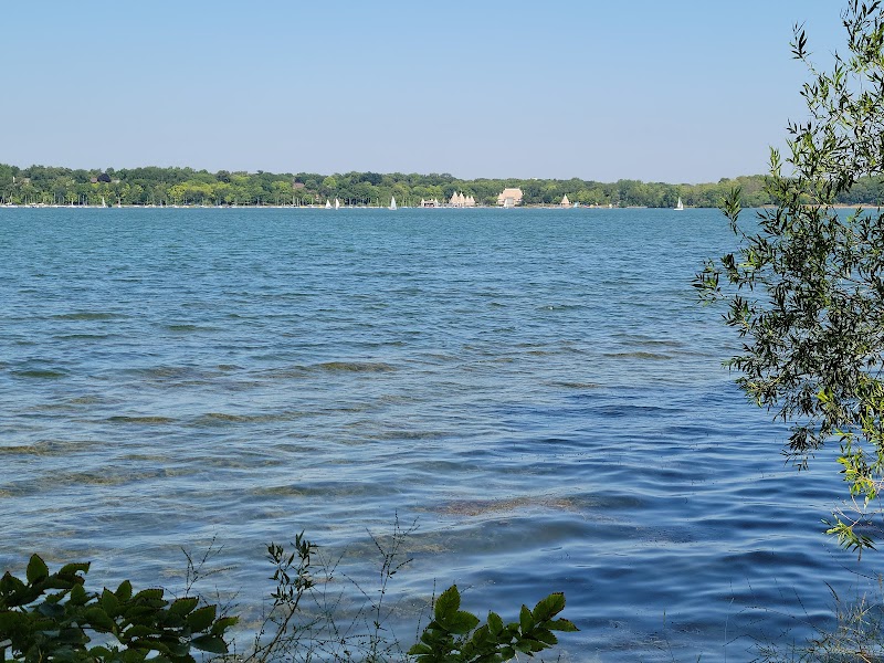 Lake Harriet South Beach: Urban Lakeside Retreat in Minneapolis - Lake Harriet South Beach