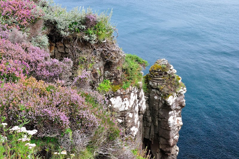 Stunning Coastal Cliffs & Waterfall at Kilt Rock, Isle of Skye - Kilt Rock