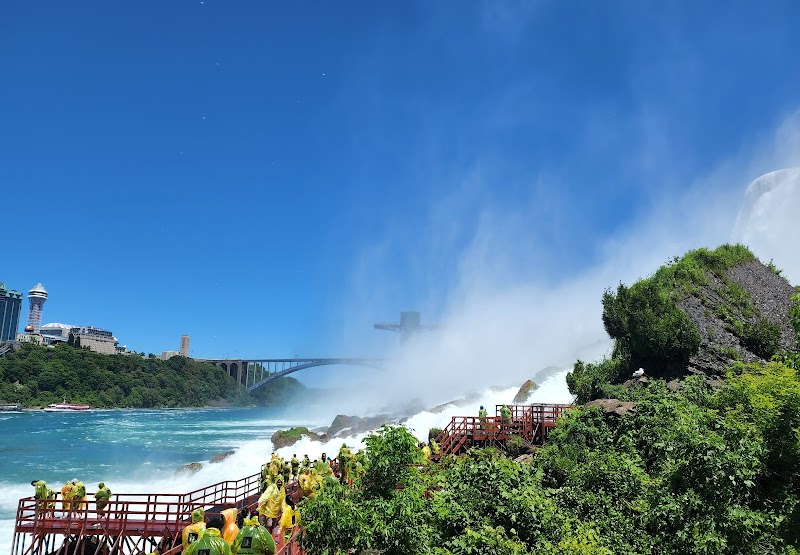 Waterfall Adventure at Cave of the Winds, Niagara Falls surrounding landscape