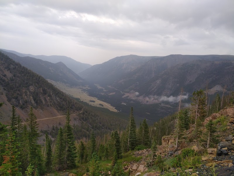 Adventure and Scenic Beauty at Hellroaring Plateau Trailhead - Hellroaring Plateau Trailhead