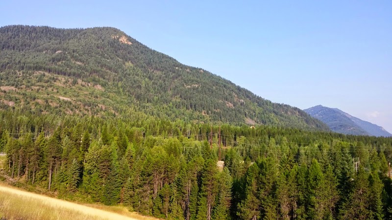 Noxon Rapids Dam - Scenic Waters and Nature’s Embrace in Montana - Noxon Rapids Dam