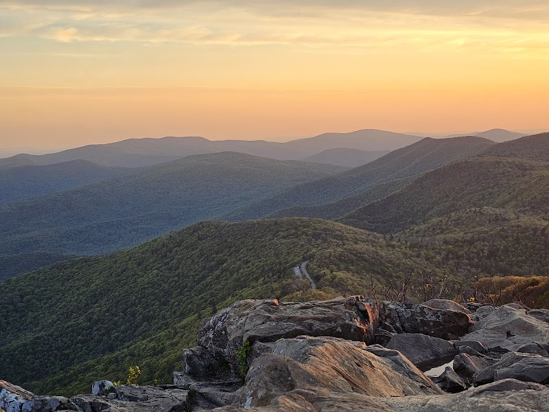 Hiking to Stony Man Peak in Shenandoah National Park - Stony Man