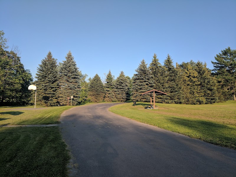 Natural Trails & Serenity at Wilderness Park, Utica outdoor detail