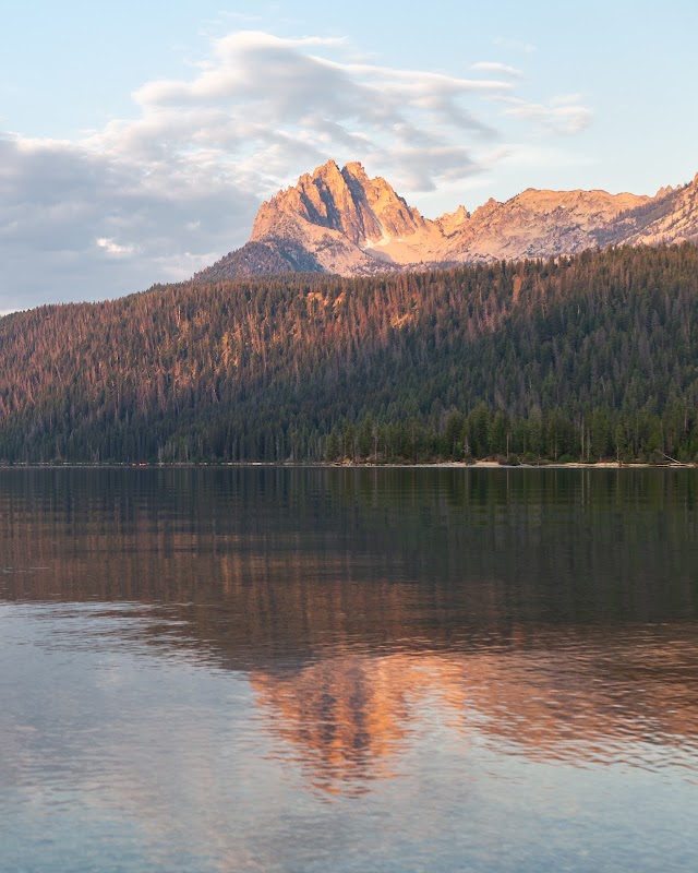 Mountain Majesty of Mount Heyburn, Idaho outdoor detail