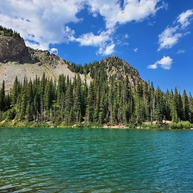 Scenic Mountain Lake Adventure at American Lake - American Lake
