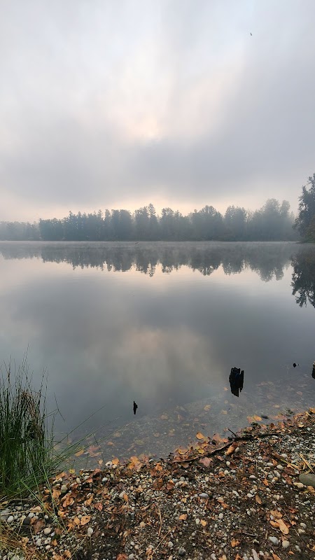 Scenic Water Sports at American Lake, Washington surrounding landscape