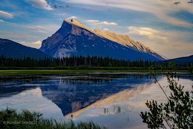 Scenic Lakes & Mountain Views at Vermilion Lakes, Banff - Vermilion Lakes